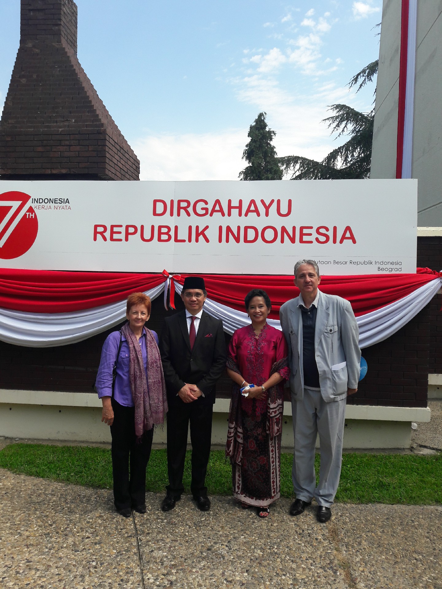 Амбасадор Индонезије Њ.Е. Х.Р.Џ.Канду са супругом 2016.